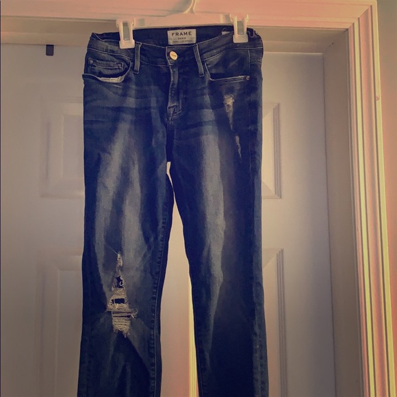 FRAME  Denim jeans. Ripped at knees - Picture 1 of 4